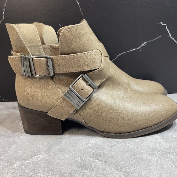 Breckelle’s Bronco-11 Light Brown Size 8.5m - Picture 5 of 11